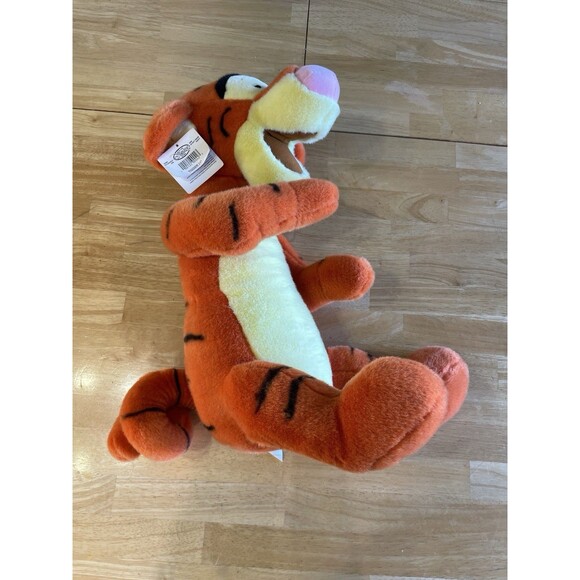 Vintage Walt Disney Company/Disney Store Tigger 21” Plush Toy Stuffed Animal EUC - Picture 4 of 8